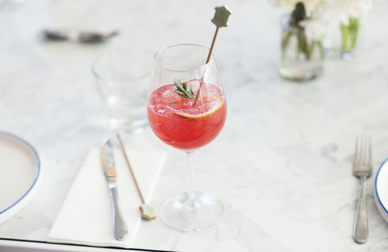 Mindful drinking is the new trend + healthy cocktail recipe