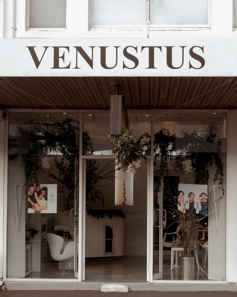 Venustus